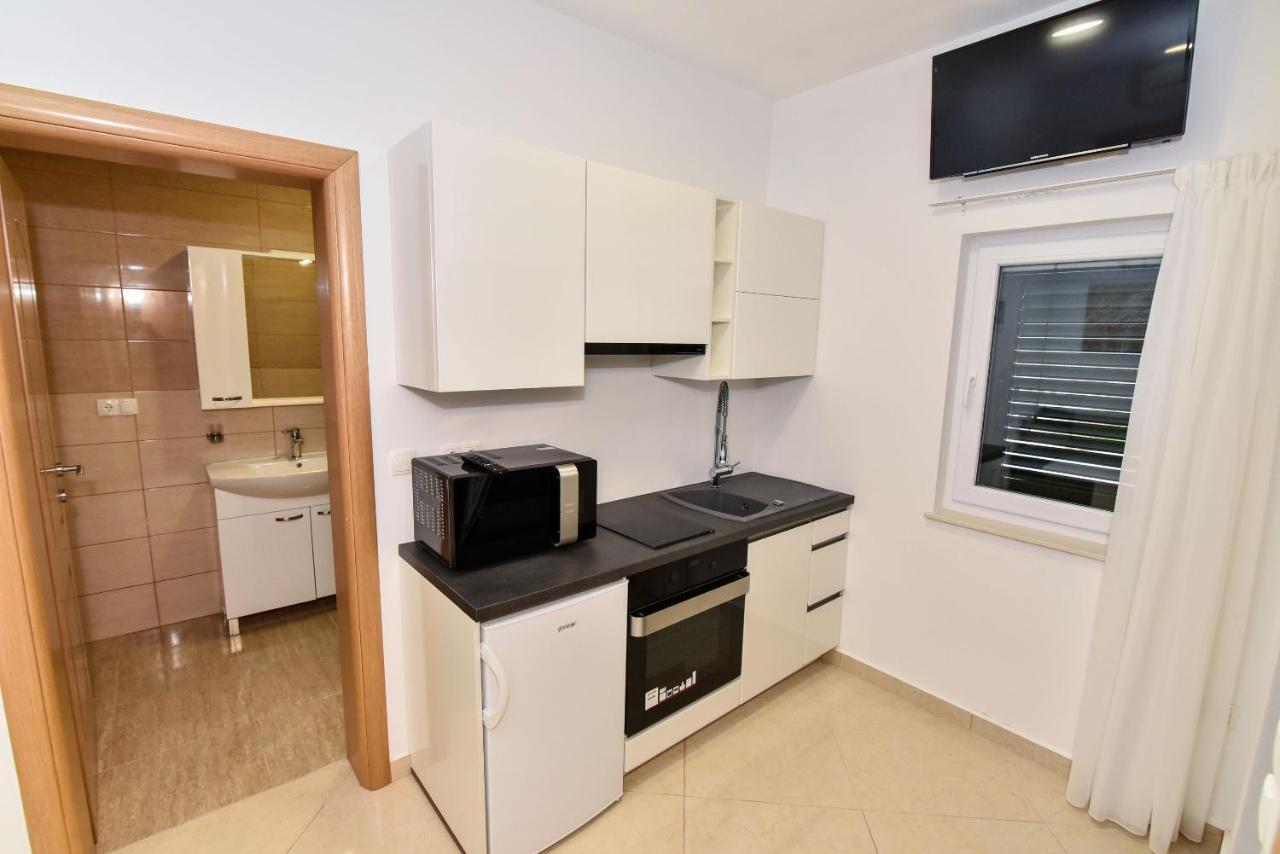 Apartment Sana 1 Vir Εξωτερικό φωτογραφία